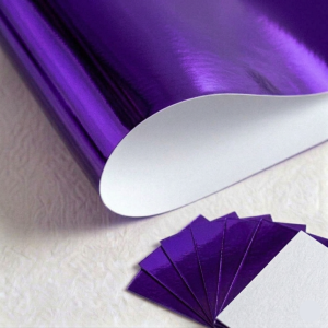 Cartulina Espejo o Metalizada Morada 240 Gr (68cmX98cm)