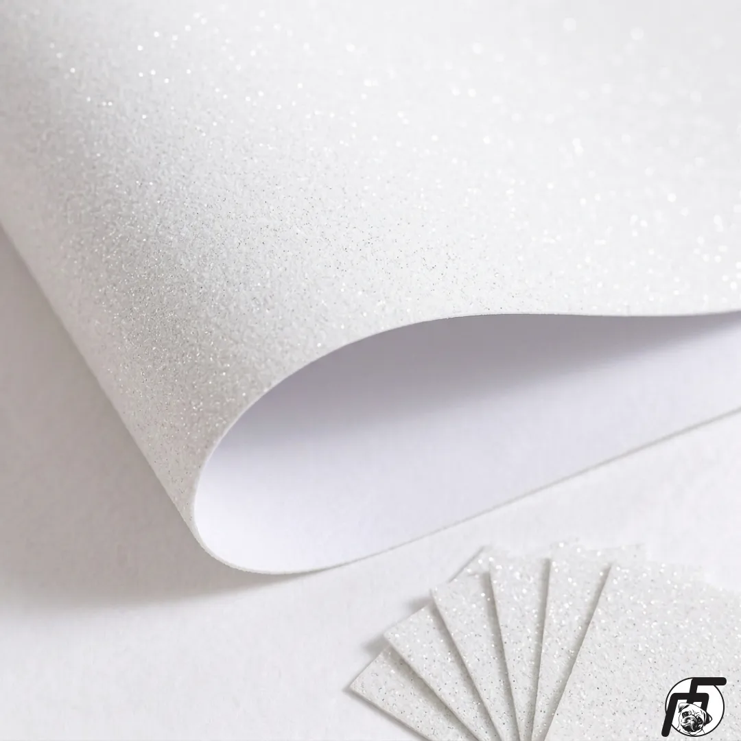 Mirellada • Cartulina o Glitter Blanca Pliego 220 gramos 70*100cm